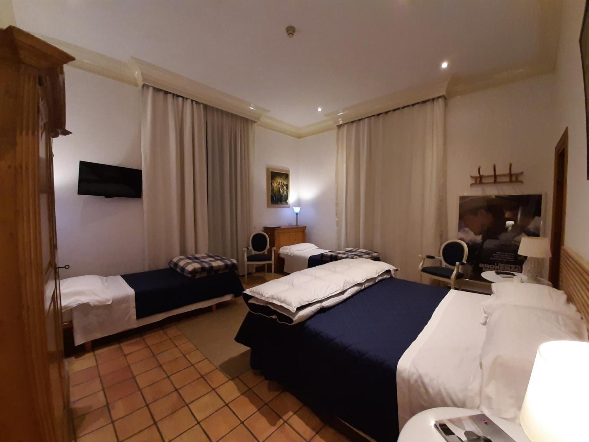 Hotel Locanda Cairoli Rome Exterior photo