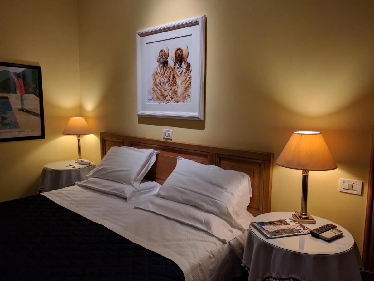 Hotel Locanda Cairoli Rome Exterior photo