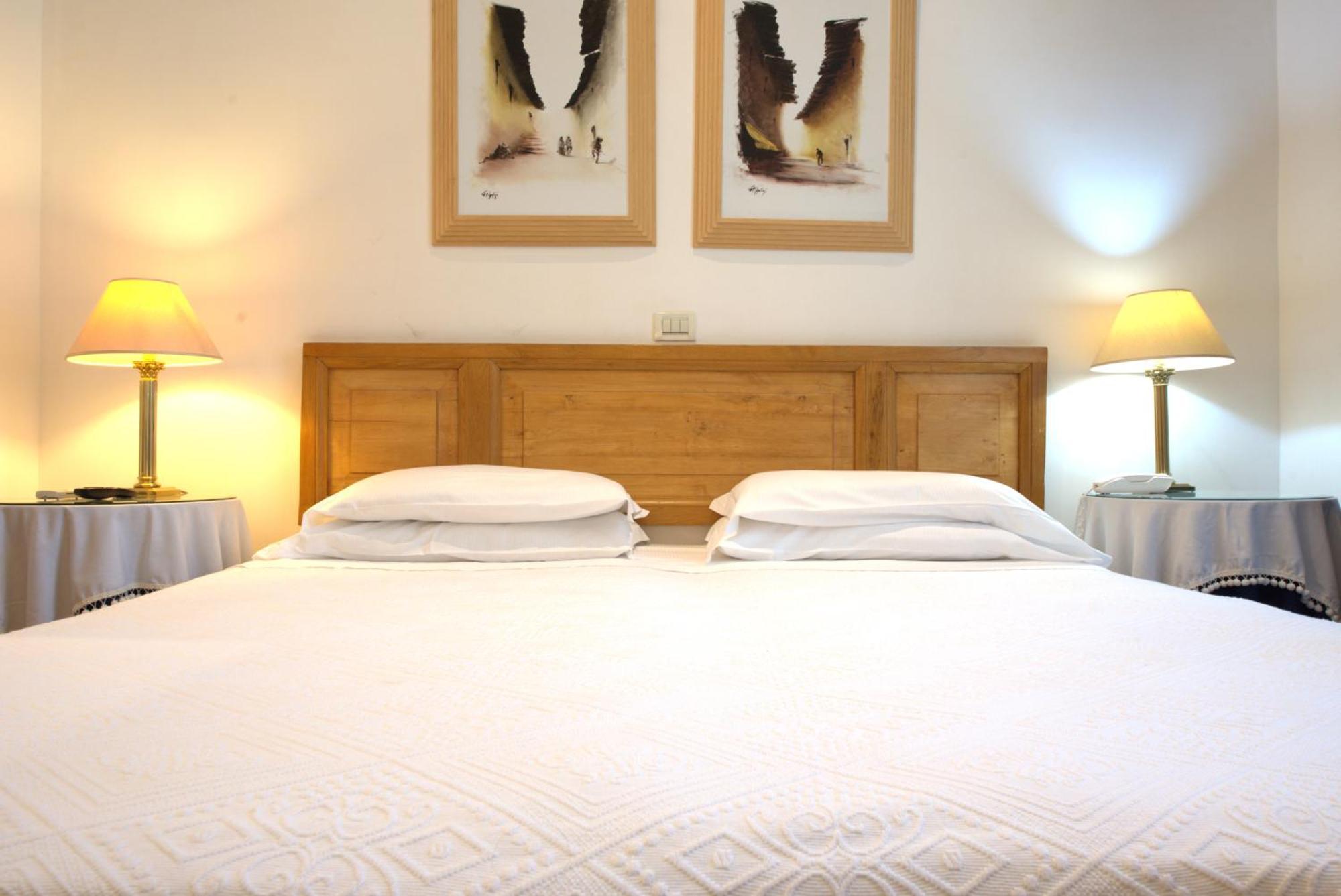 Hotel Locanda Cairoli Rome Exterior photo