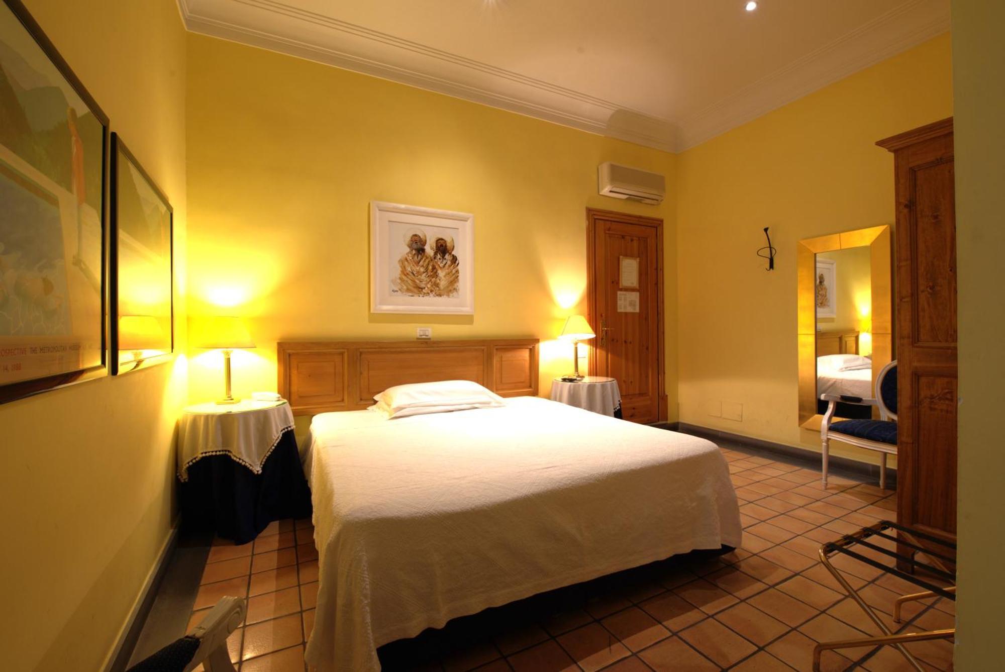 Hotel Locanda Cairoli Rome Exterior photo